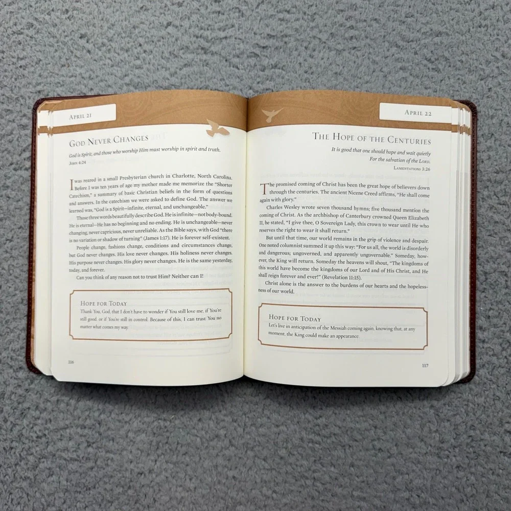 Billy Graham Hope for Each Day 365 Daily Devotional Large Deluxe 9780718075125
